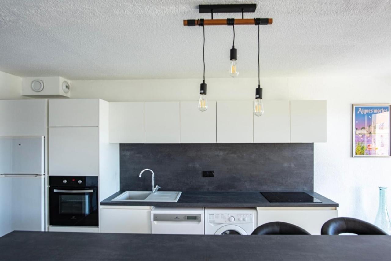 Superb Apartment Near The Port And The Sea Могио Экстерьер фото