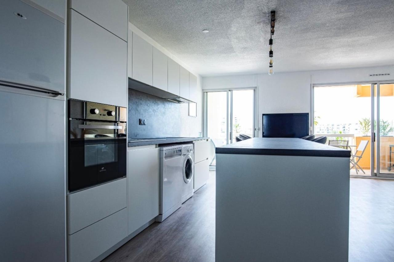 Superb Apartment Near The Port And The Sea Могио Экстерьер фото