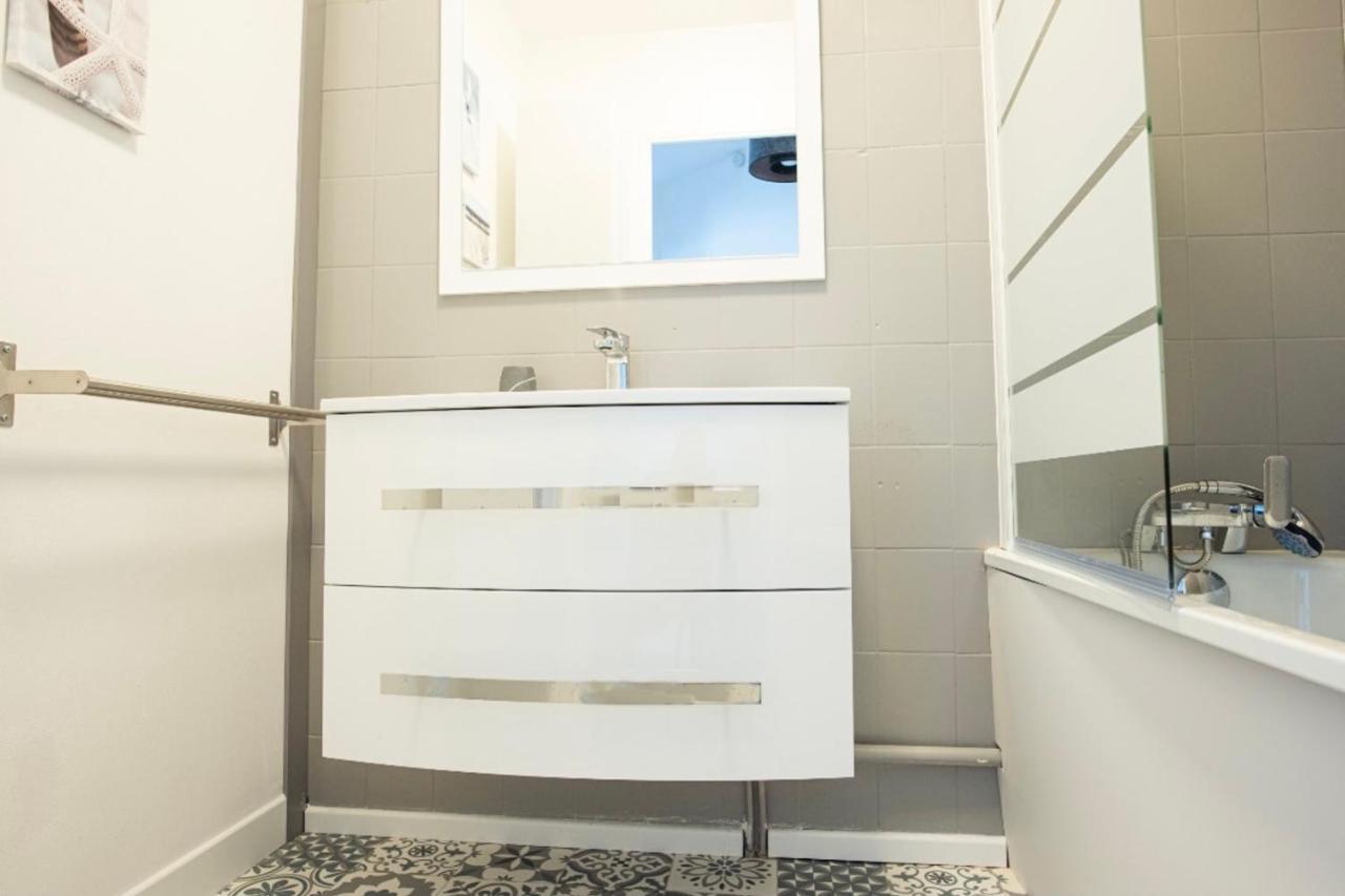Superb Apartment Near The Port And The Sea Могио Экстерьер фото