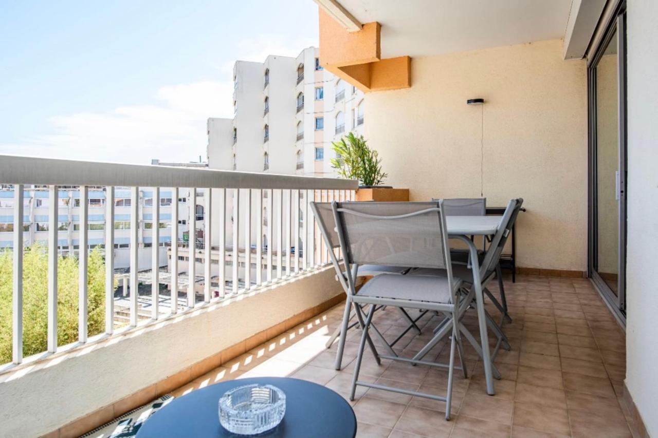 Superb Apartment Near The Port And The Sea Могио Экстерьер фото